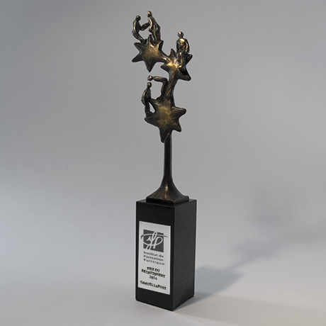 trophée-métal-artisan-création française-étiquette-impression numérique