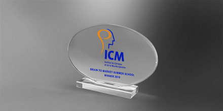 Trophee-albe-verre-marquage-couleur-laser-slider1