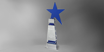 Trophée-morget-verre-inserts-bleu-marquage-laser-étoile-slider