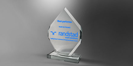 Trophee-ponant-verre-marquage-couleur -laser-slider